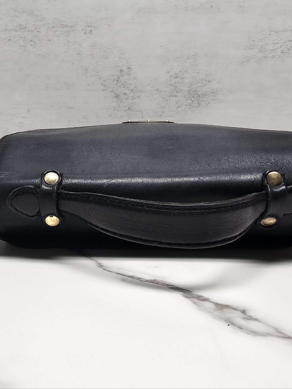 Will Black Leather Quinn Crossbody Bag - Picture 5 of 12